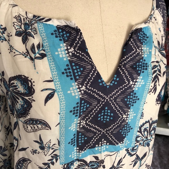 Beachlunchlounge lightweight floral long sleeve size S runs large - Picture 2 of 7